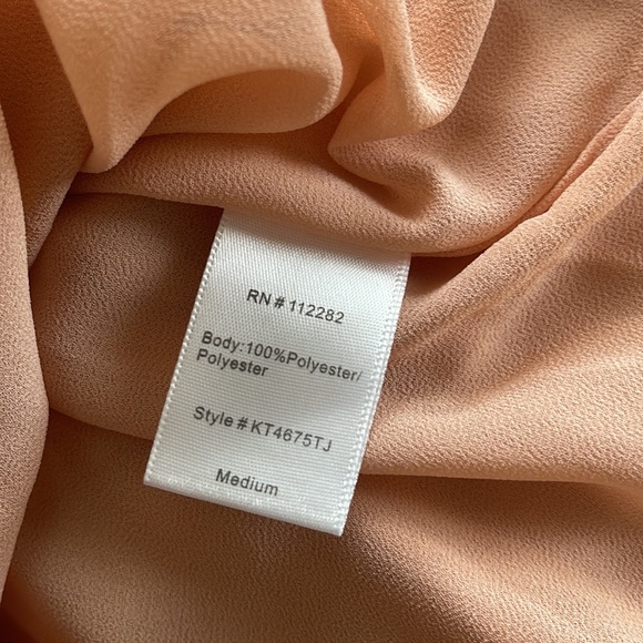 Greylin Blouse, soft blush shade. Size M - Picture 7 of 8